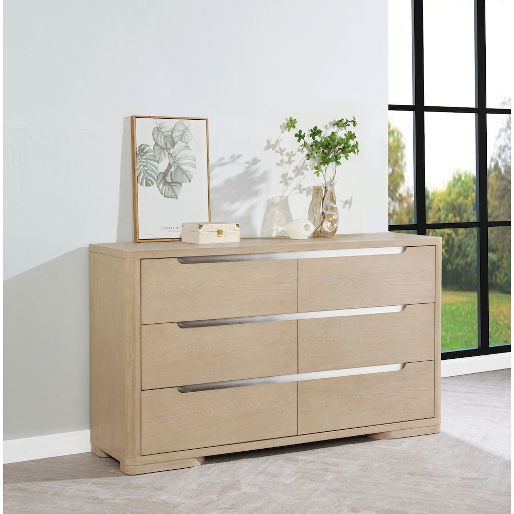 Ladera 6-drawer Bedroom Dresser Light Elm. Picture 2