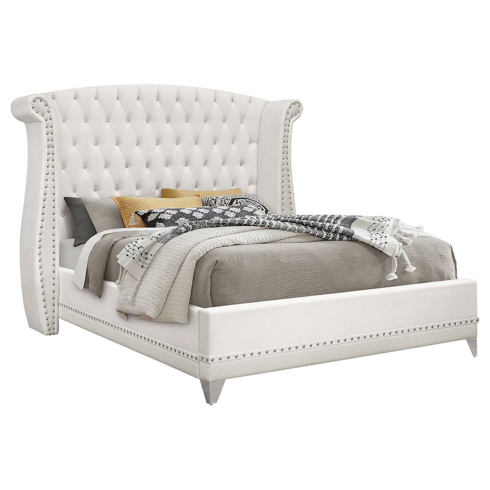 Barzini 4-piece California King Bedroom Set White. Picture 1