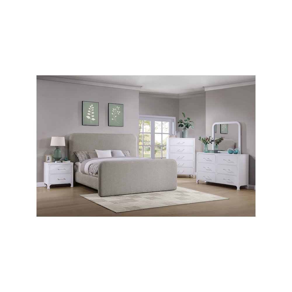 Wren Upholstered Eastern King Panel Bed Grey. Picture 7