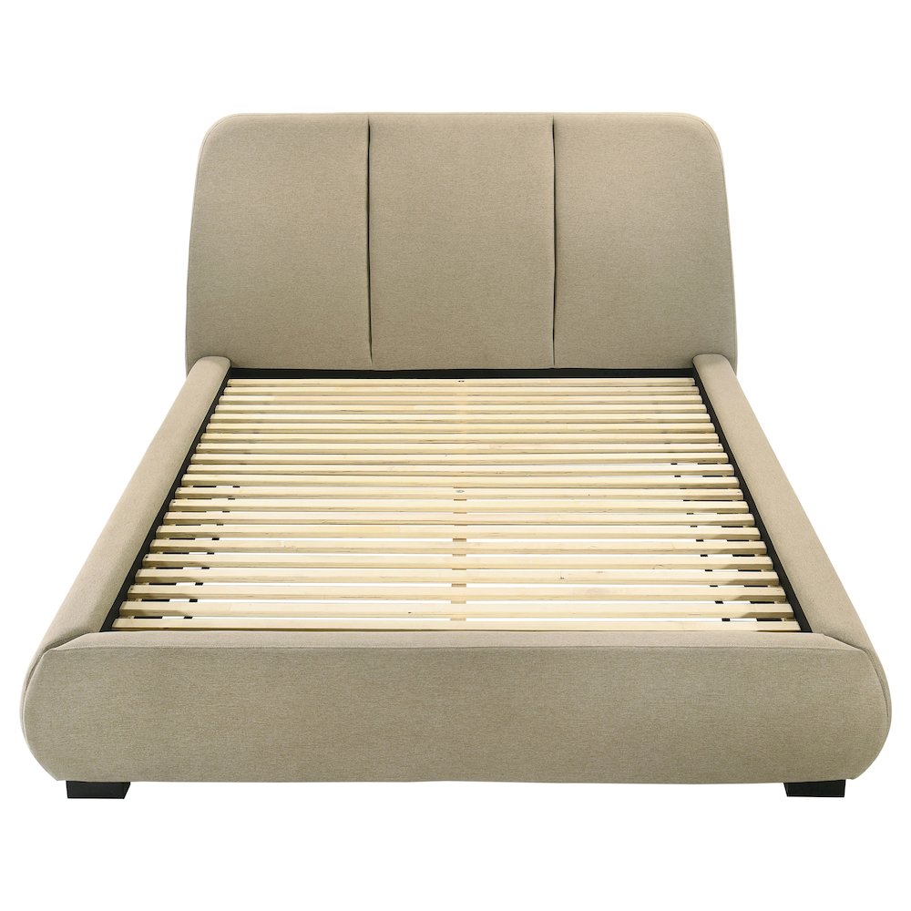 Mokena 46-inch Upholstered Queen Platform Bed Brown. Picture 4