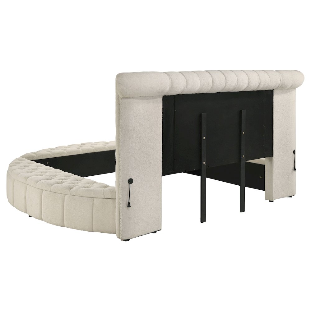Sonya 4-piece Upholstered Eastern King Bedroom Set Ivory. Picture 4