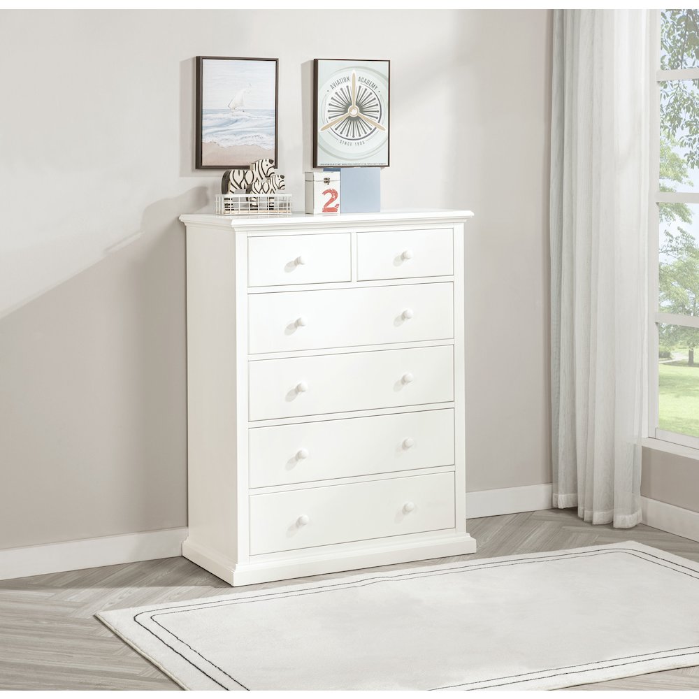 Sumerlin 6-drawer Bedroom Chest of Drawers White. Picture 2