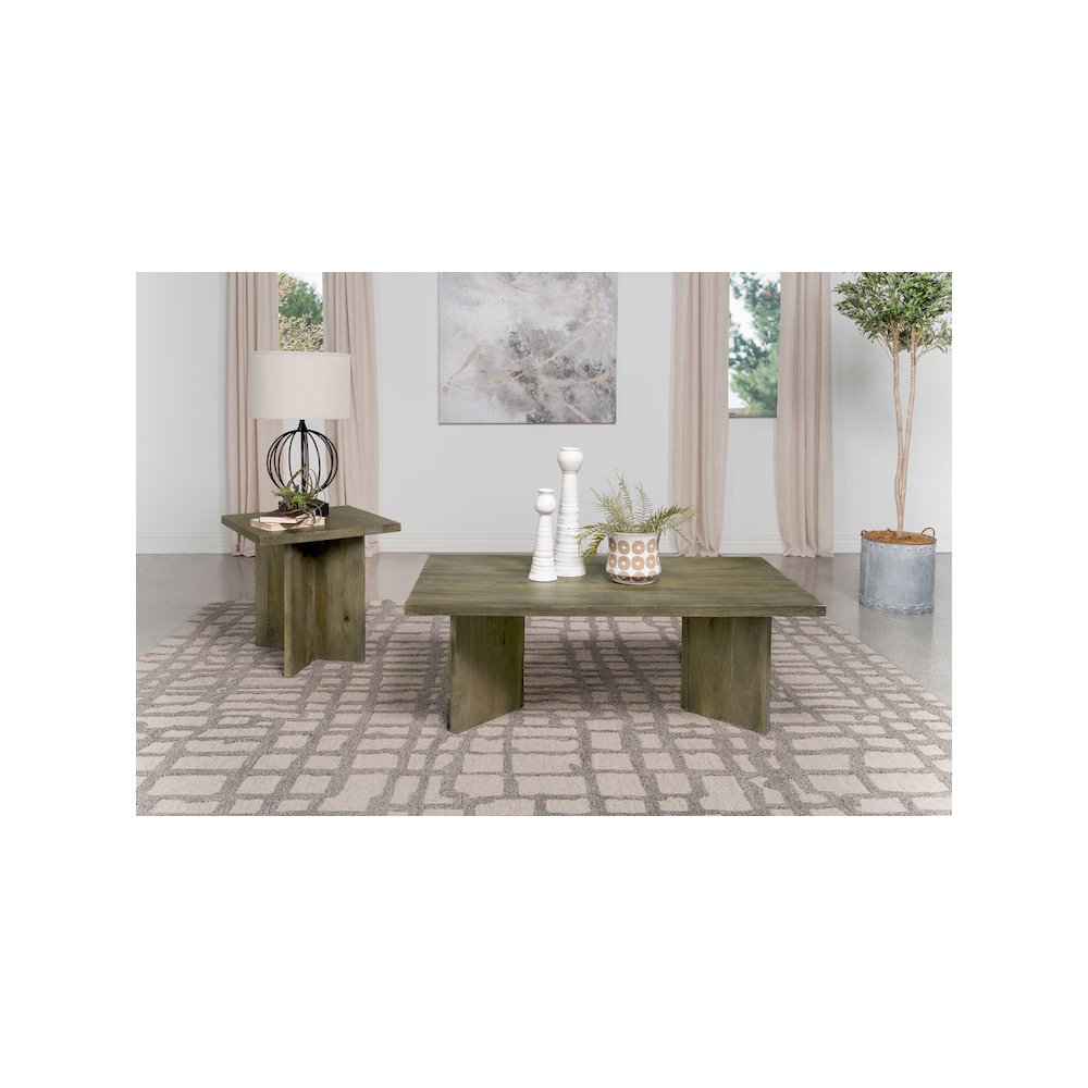 Andando Square Solid Wood End Table Mango Brown. Picture 7