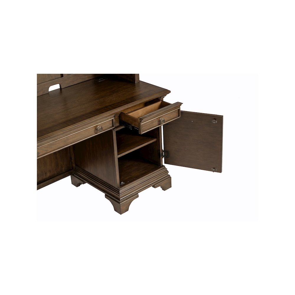 Hartshill 66-inch 5-drawer Credenza with Hutch Burnished Oak. Picture 14