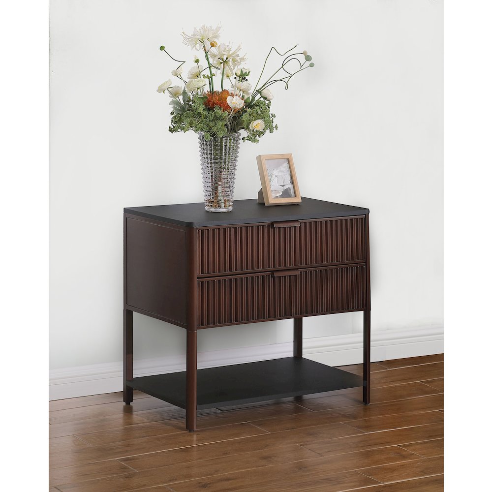 Zimmerlee 2-drawer Side Table with Shelf Rust Brown. Picture 9
