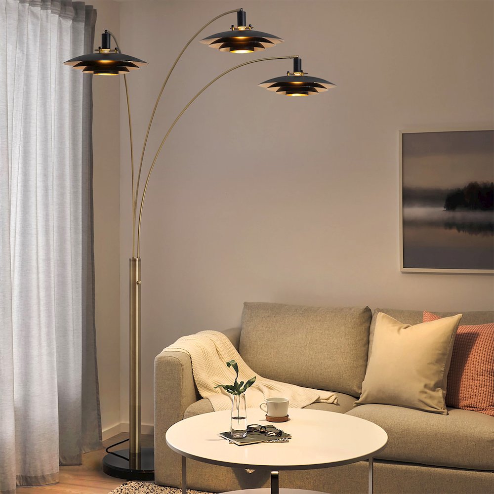 Rancho Mirage 3 Light Arc Floor Lamp - Weathered Brass. Picture 10