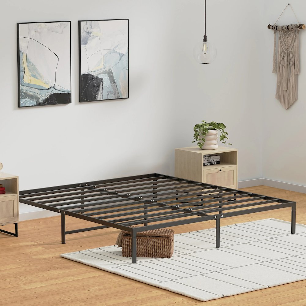 14" Metal Platform Bedframe. Picture 2