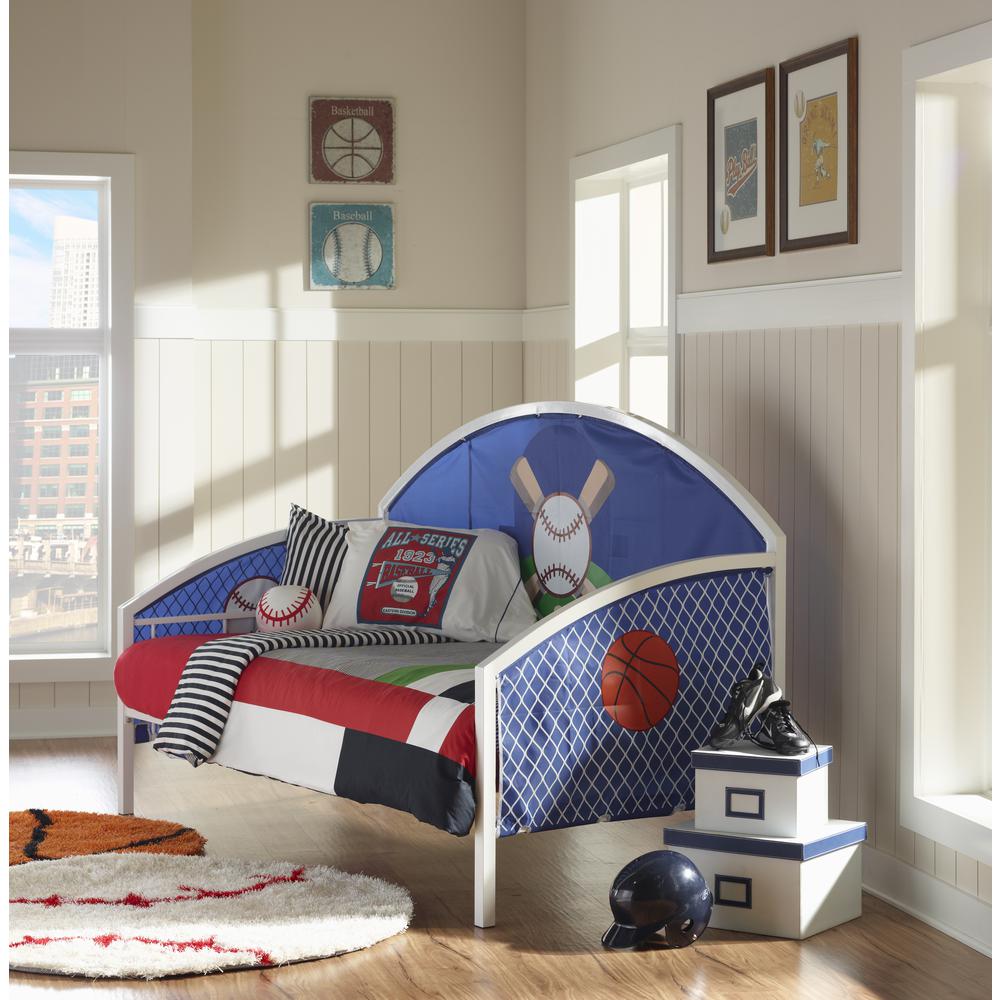 Big Game Daybed. Picture 2