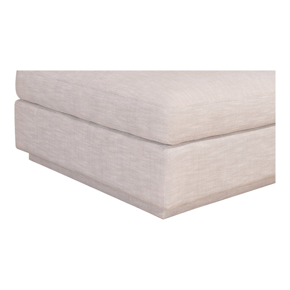 Justin Ottoman. Picture 5