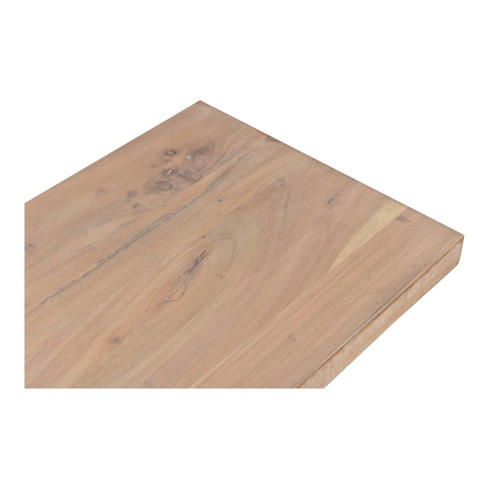 Tanya Bench. Picture 4