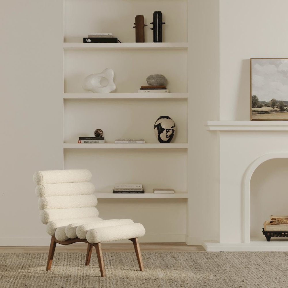 Arlo Accent Chair Off White. Picture 6