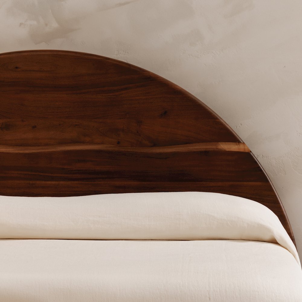 Watson Queen Bed Brown. Picture 12