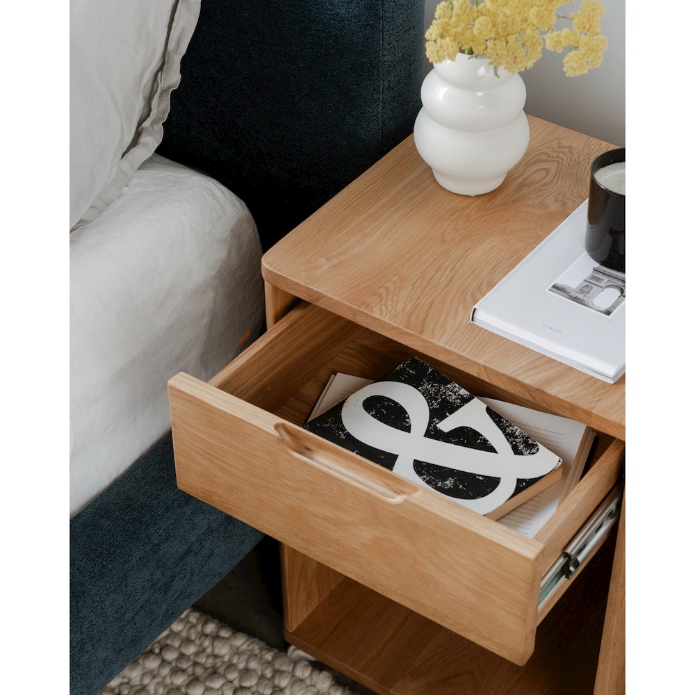 Osamu Nightstand Natural Oak. Picture 8