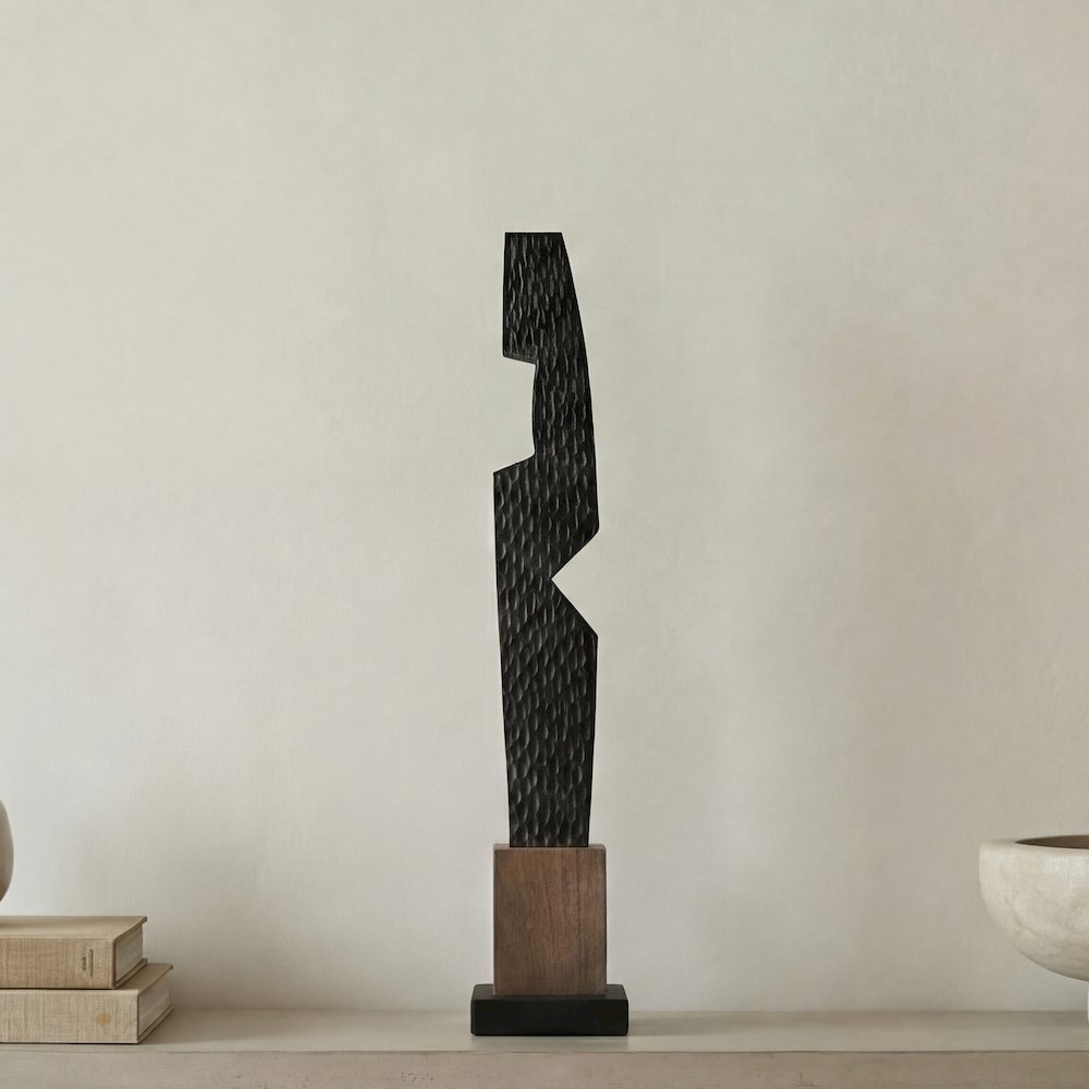 Fenn Sculpture Black. Picture 1