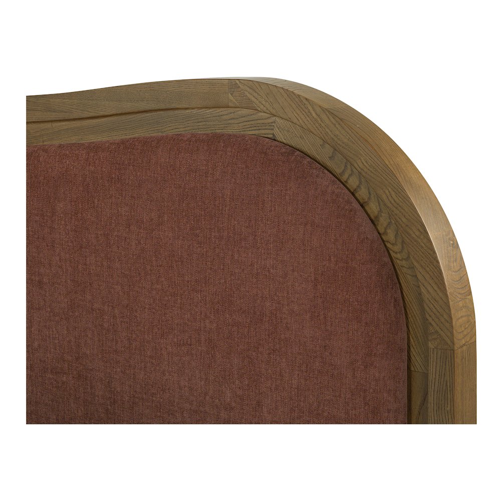 Camilla King Bed Chestnut. Picture 6