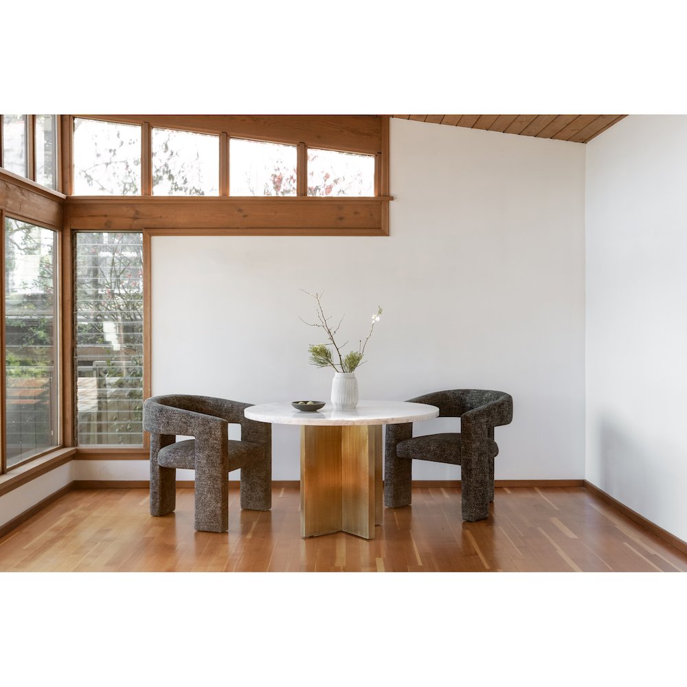 Graze Dining Table White. Picture 9