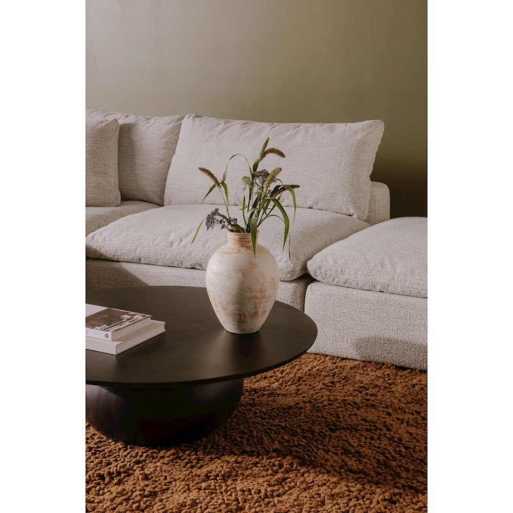 Bradbury Large Coffee Table Black. Picture 4