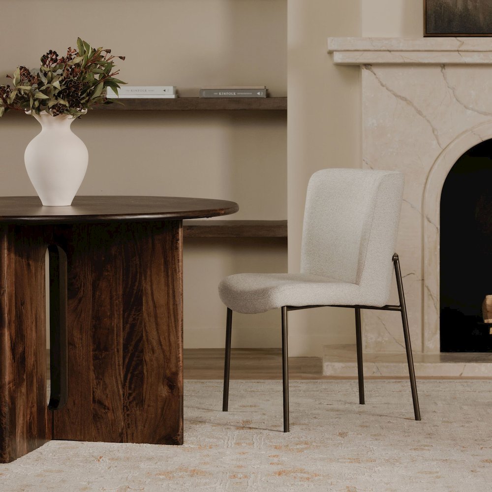 Stanley Dining Table Dark Brown. Picture 6