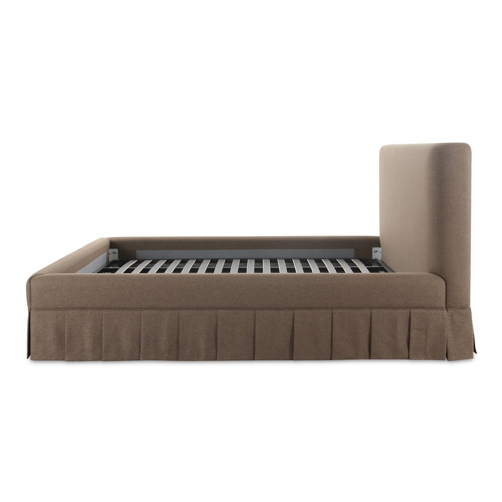 Maren King Bed Brown. Picture 5