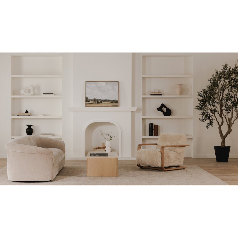 Thora Sofa. Picture 10