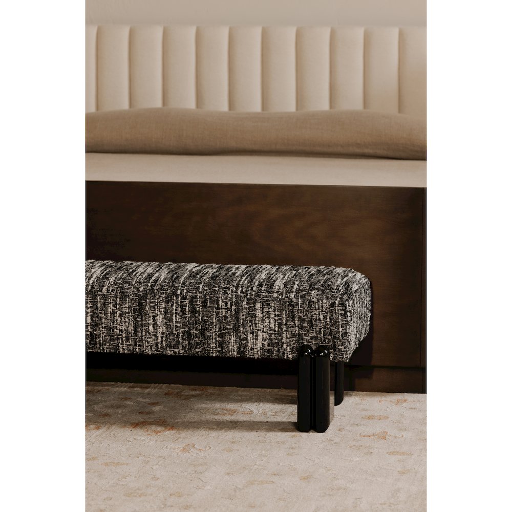 Priya Bench Black. Picture 5