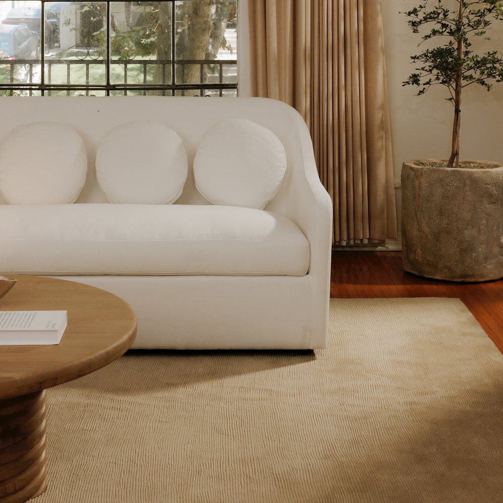 Rialto Sofa White. Picture 2