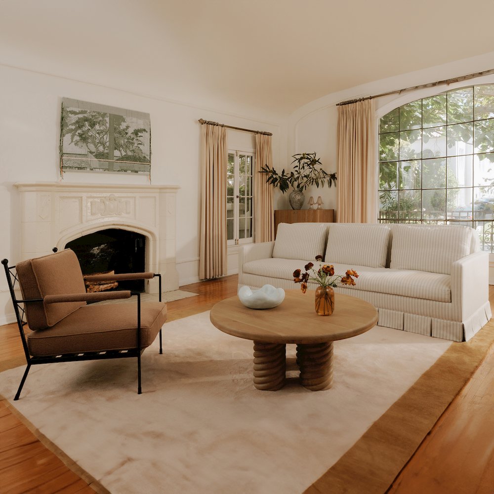 Pellicano Sofa Beige Stripe. Picture 9