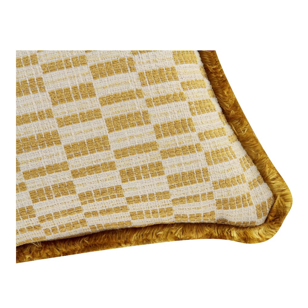 Leone Cushion Chartreuse. Picture 3