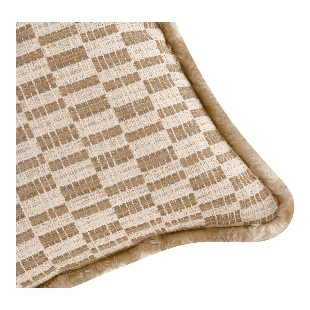 Leone Cushion Taupe. Picture 3