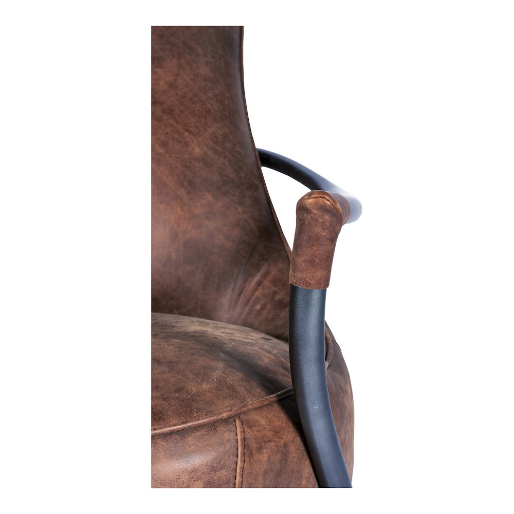 Carlisle Club Chair Brown. Picture 6