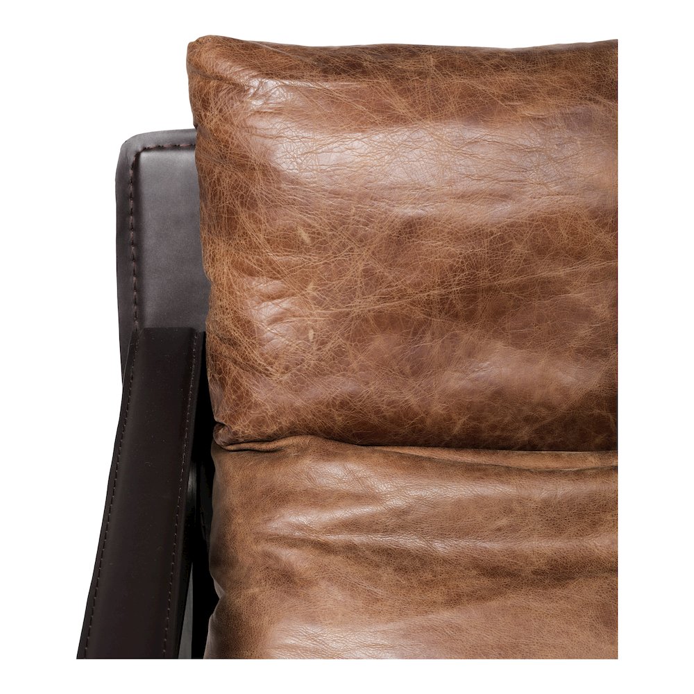 Connor Club Chair. Picture 5