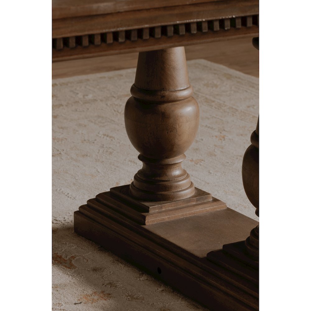 Everson Dining Table Brown. Picture 8