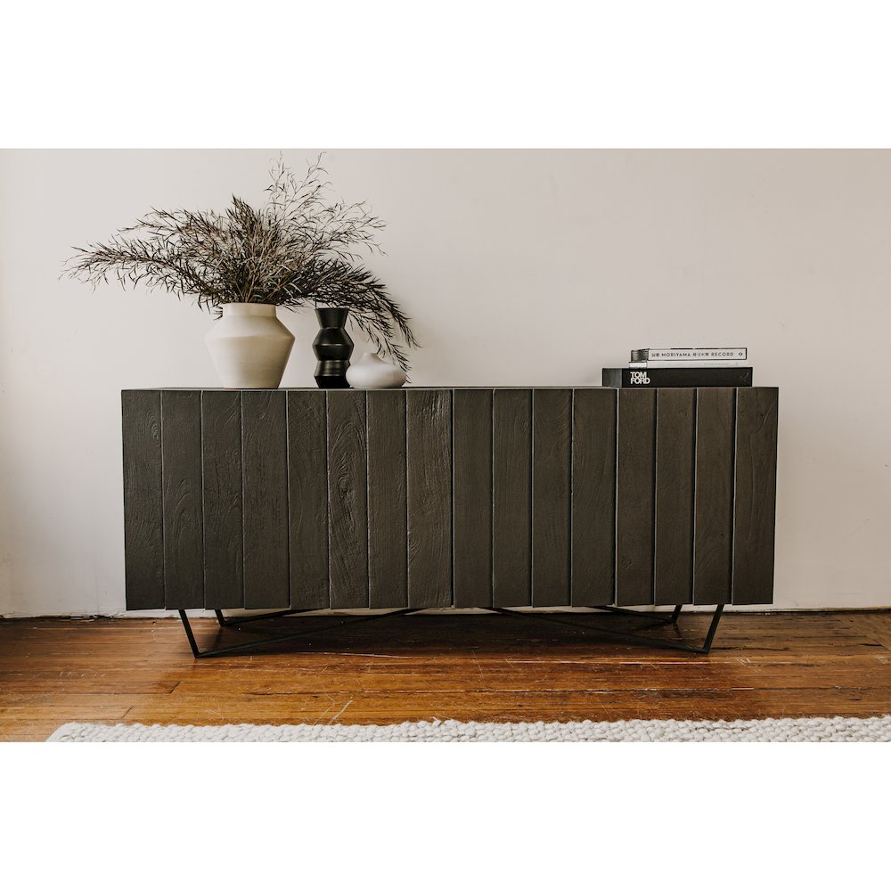 Brolio Sideboard. Picture 10