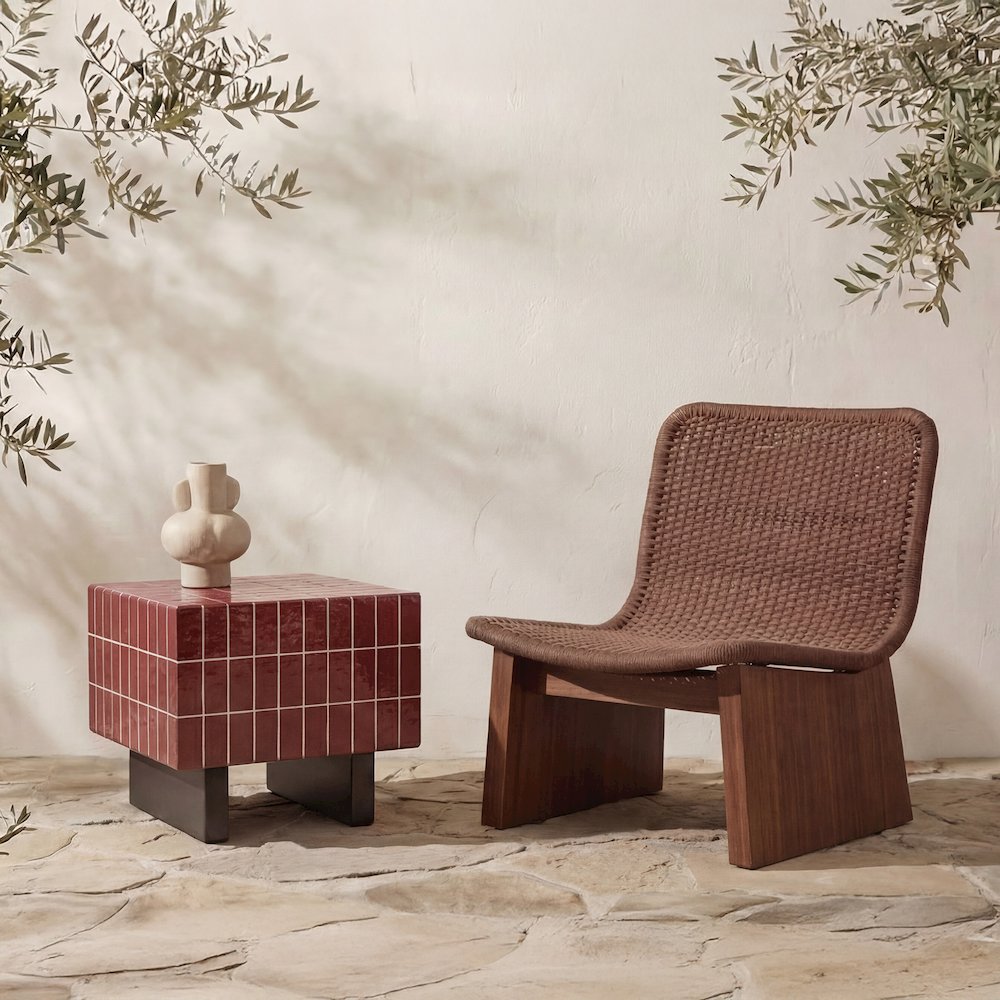Farren Outdoor Side Table Brown. Picture 6