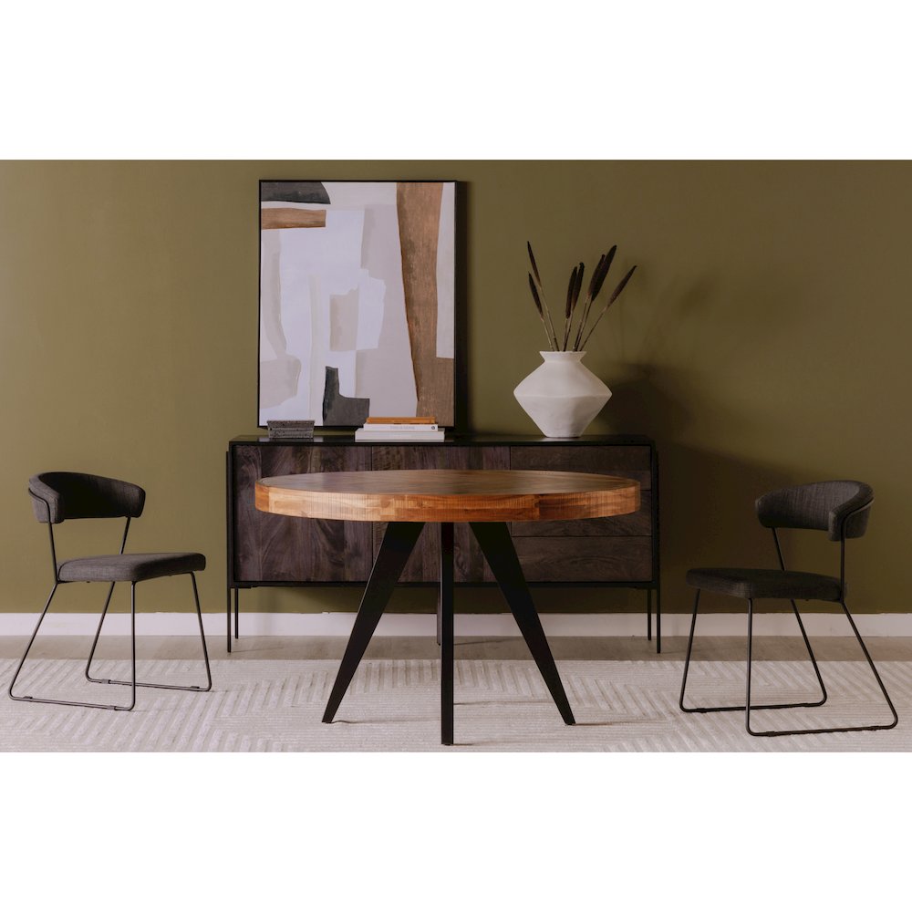 Parq Round Dining Table Amber. Picture 15