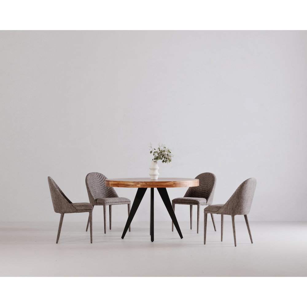 Parq Round Dining Table Amber. Picture 16