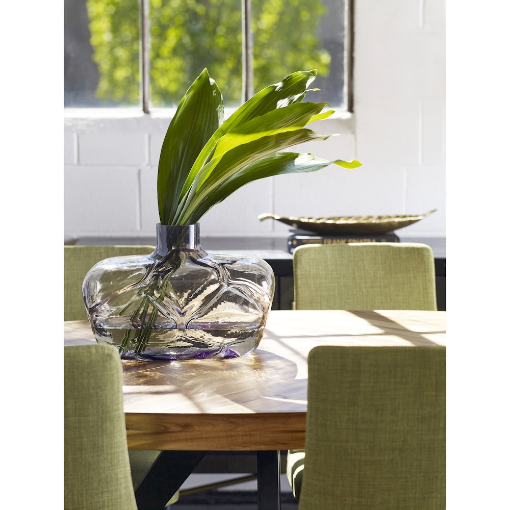 Parq Oval Dining Table Amber. Picture 18
