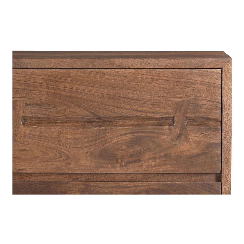 Madagascar Dresser. Picture 8