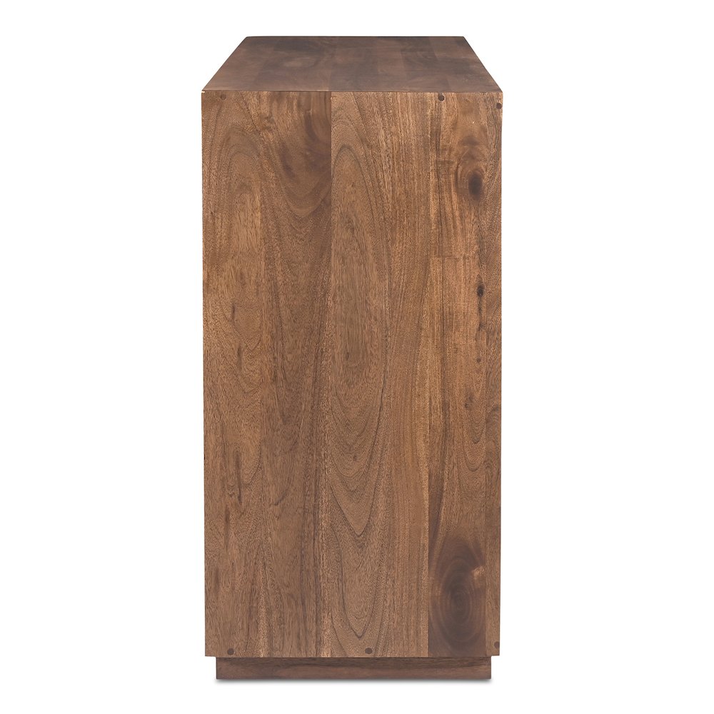 Madagascar Dresser. Picture 4