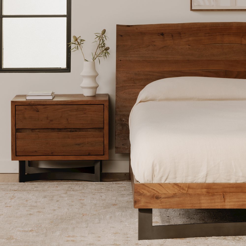 Bent Nightstand Brown. Picture 2