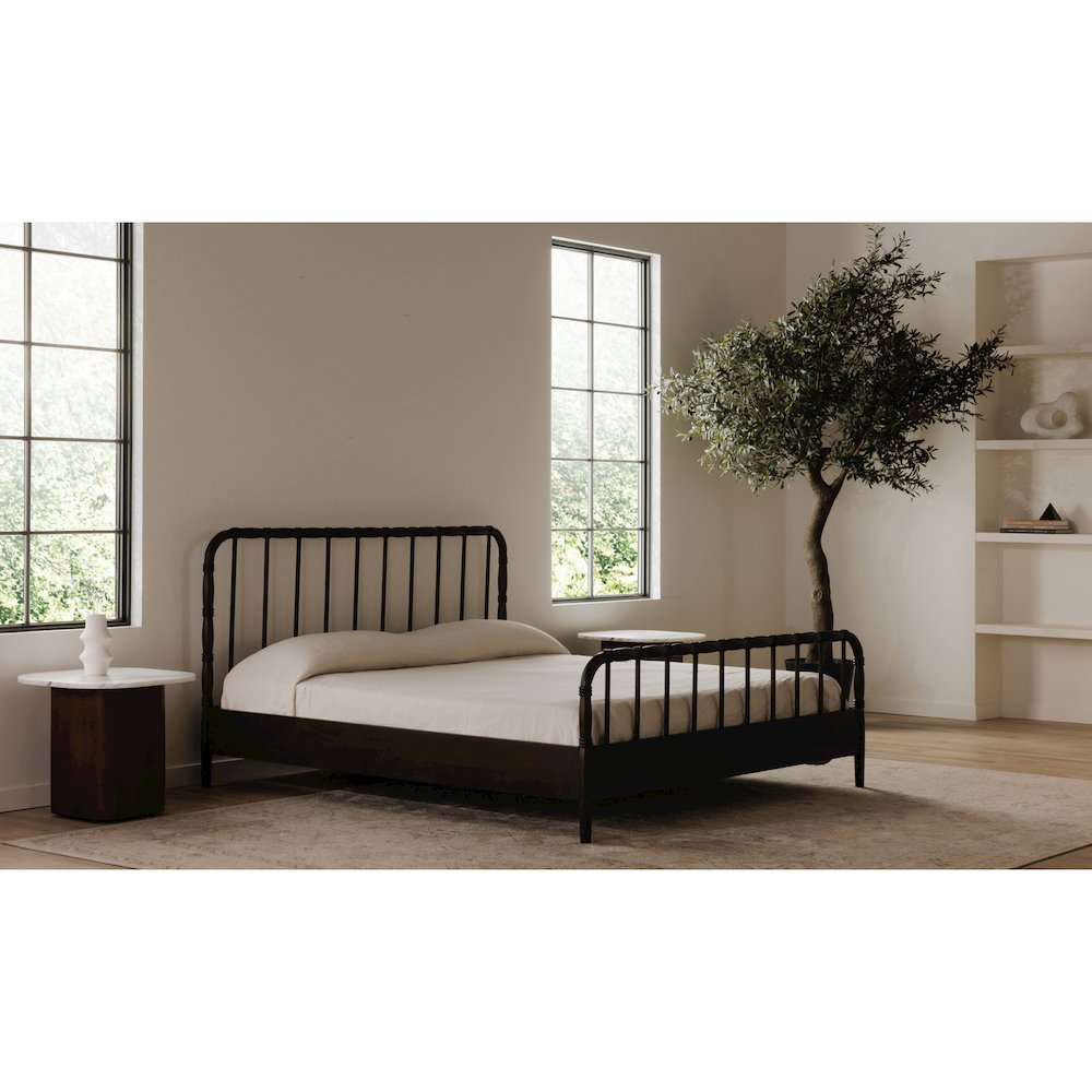 Vivian Queen Bed. Picture 12