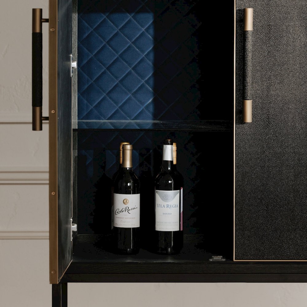 Mako Bar Cabinet Black. Picture 10