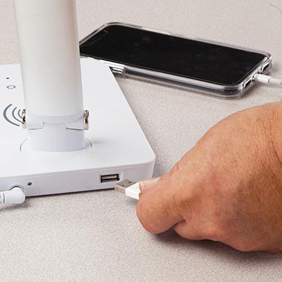 Vamp  LED Wireless Charging Lamp- 1009WH. Picture 7