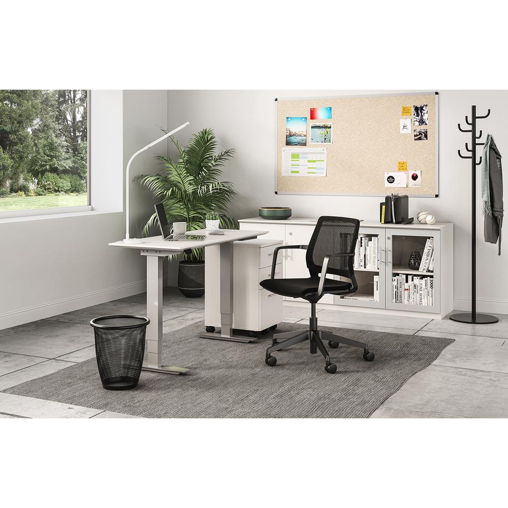 Medina™ Conference Chair - Black. Picture 2