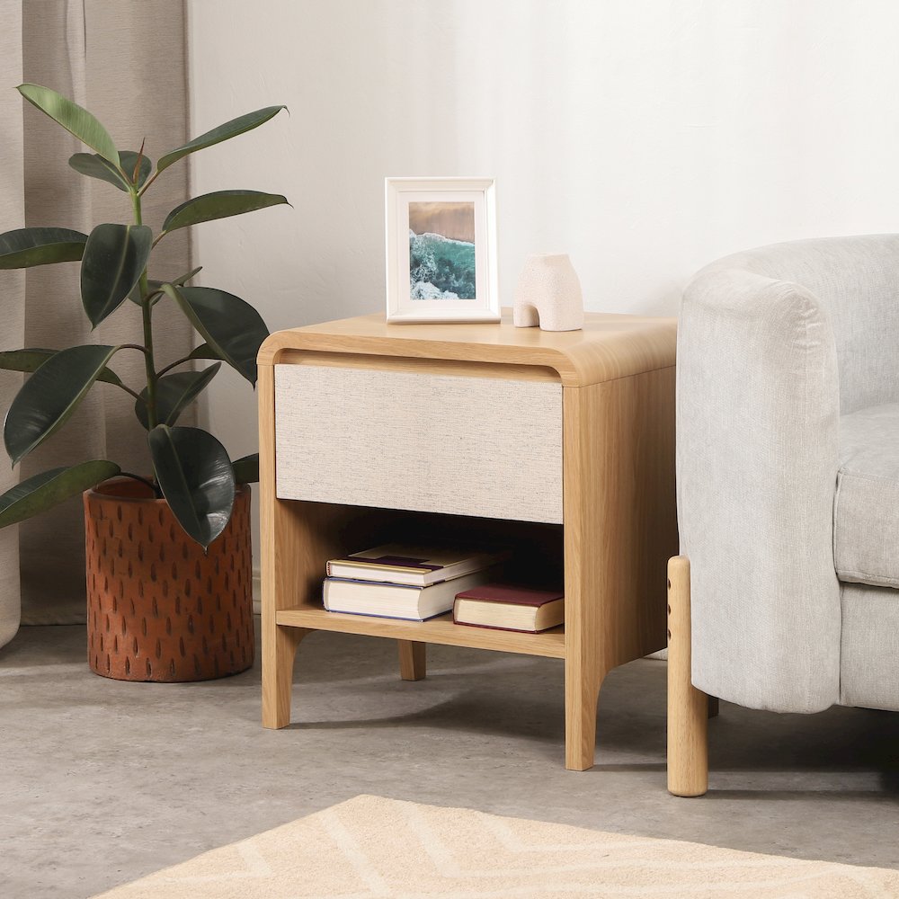 Delano Side/ End Table 1 Drawer. Picture 11
