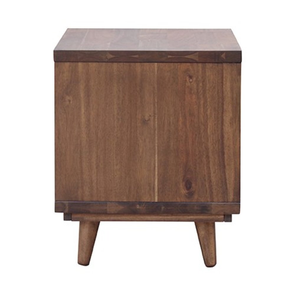 Piero Chevron Nightstand. Picture 3