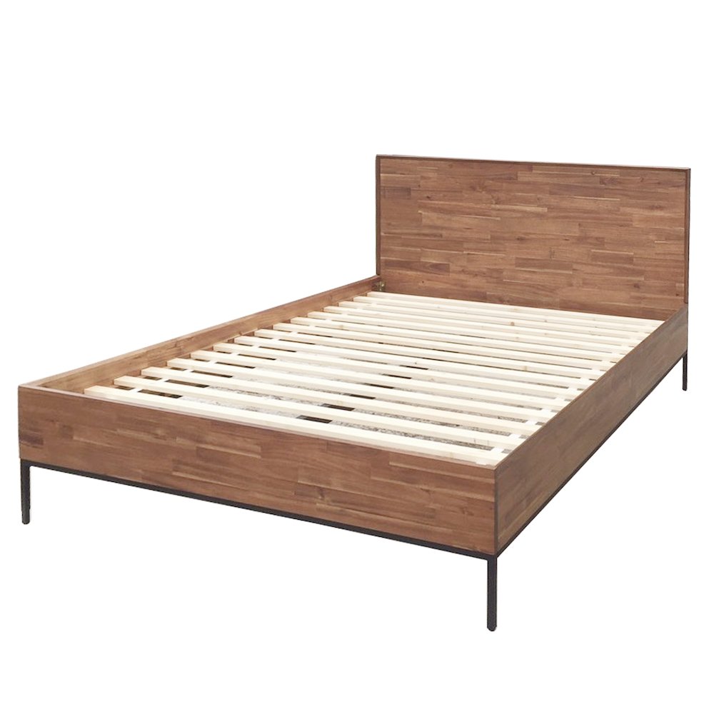 Hathaway Queen Bed Set. Picture 6