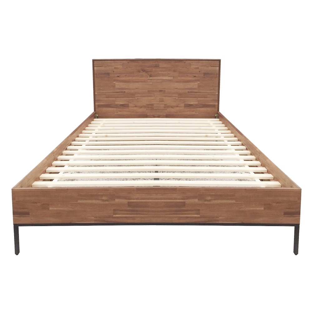 Hathaway Queen Bed Set. Picture 1