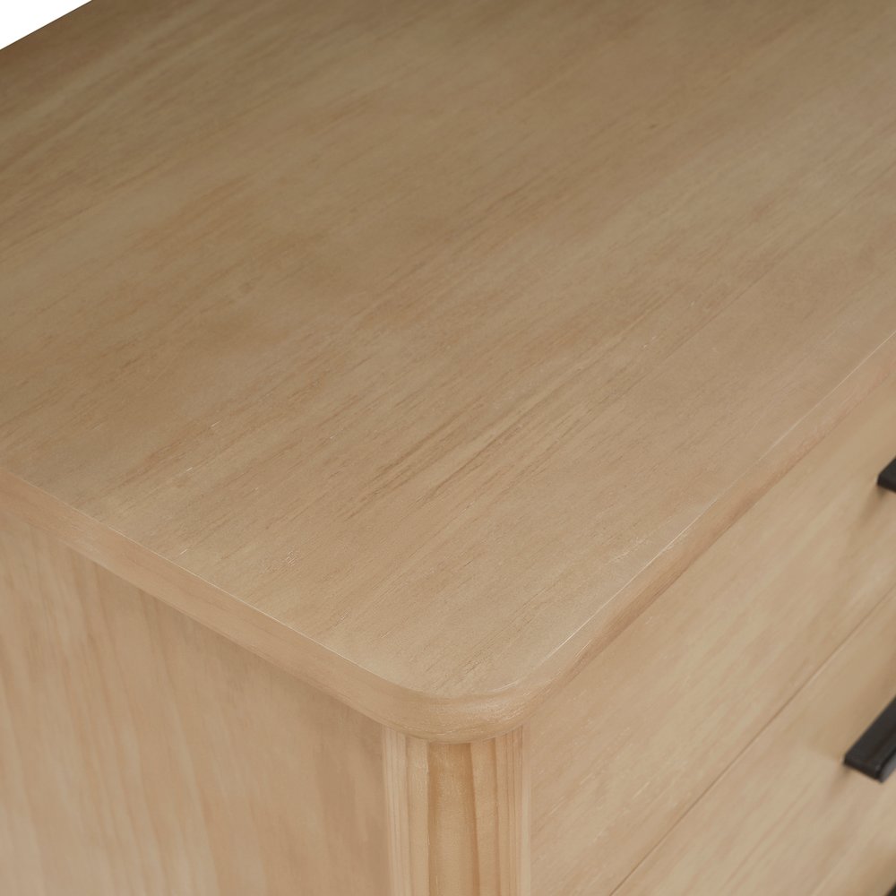 Bloomfield Dresser 6 Drawers. Picture 8