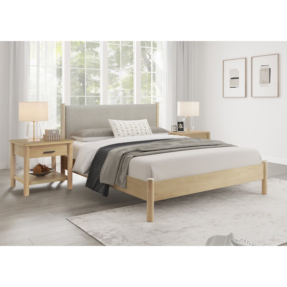 Bloomfield Queen Bed Set. Picture 10